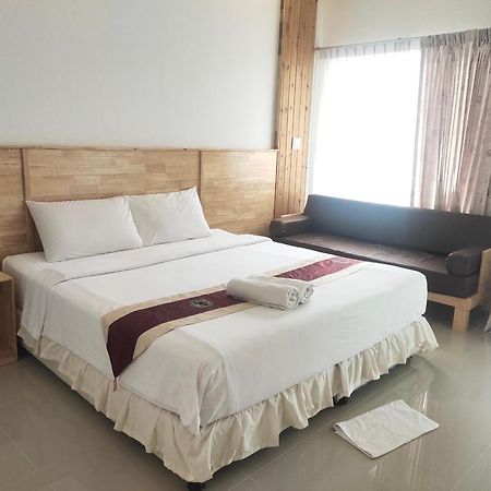 Yuwadee Resort Chalong Dış mekan fotoğraf