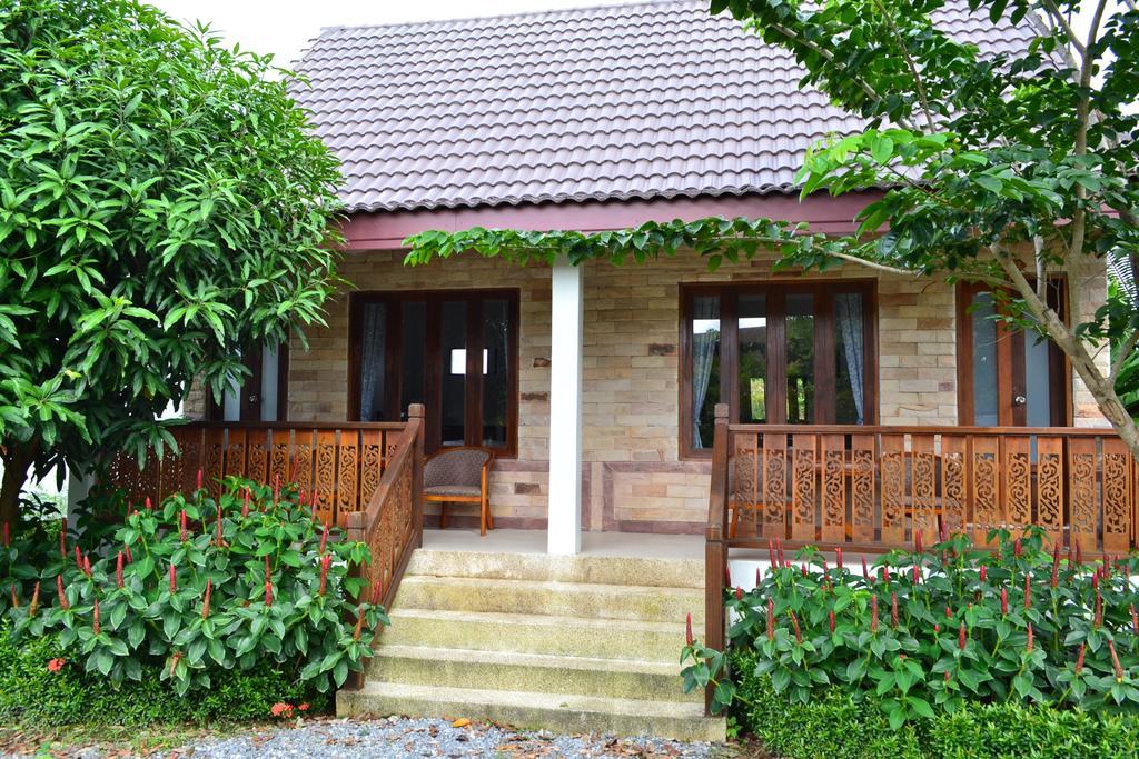 Yuwadee Resort Chalong Oda fotoğraf
